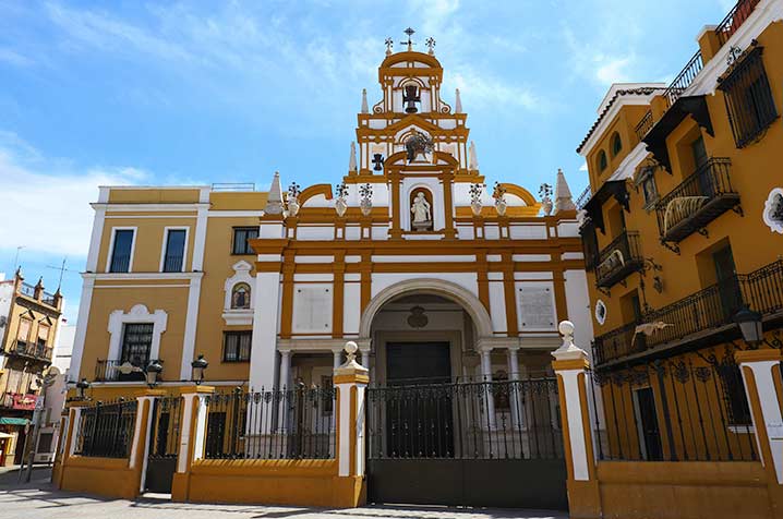 Basilica-de-la-macarena