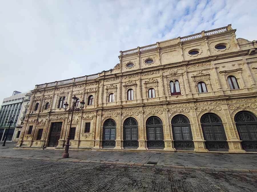 Plaza de San Francisco in Seville, one of the filming locations for La Peste